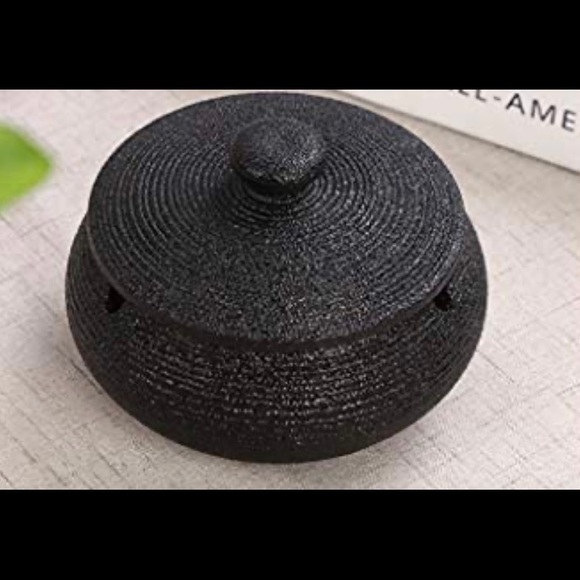 Brand new ceramic ashtray - Picture 3 of 5